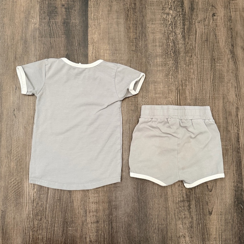 Soft Gray Kids Tee and Shorts Set with White Trim - Picture 6 of 6